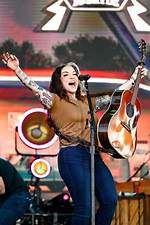 Ashley Mcbryde Bio, Wiki, Age, Height, Family, Husband, Partner, Songs, Albums, Tour, and Net Worth