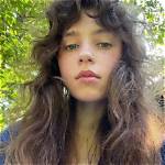 Clairo Wiki, Biography, Age, Height, Weight, Dating, Boyfriend, Ethnicity, Religion, Net Worth