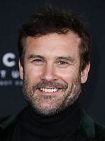 Clive Standen: the Versatile Actor and His Journey to Stardom