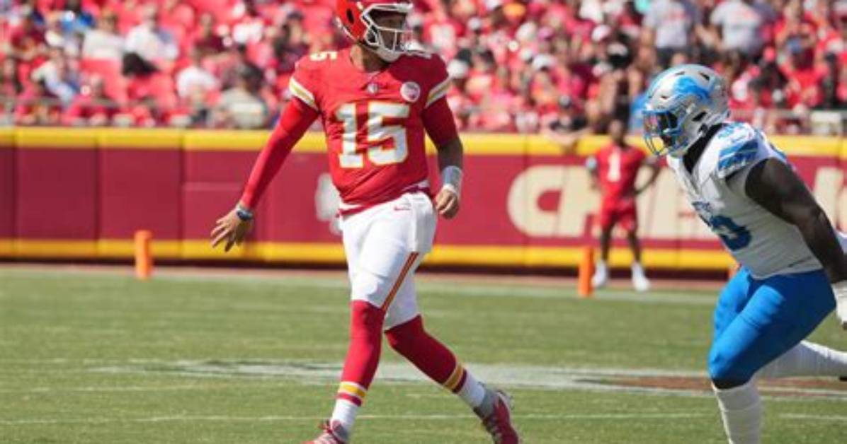 Could Patrick Mahomes Behind-the-Back Pass Be Unveiled This Season? |