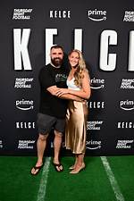 Discovering Jason Kelce's Height in Feet: a Closer Look at the Nfl Star