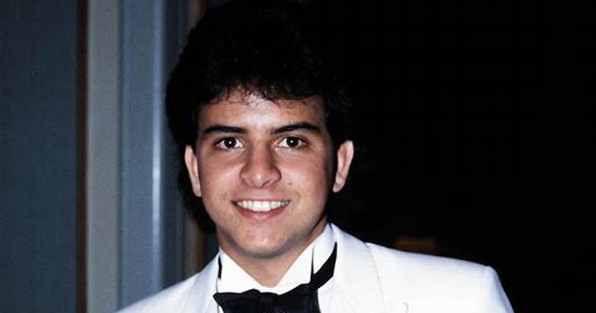 Exploring the Heartwarming Bonds of Glenn Medeiros Family
