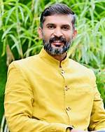 Fam Mirza (Entrepreneur) - Age, Birthday, Bio, Facts, Family, Net Worth, Height & More