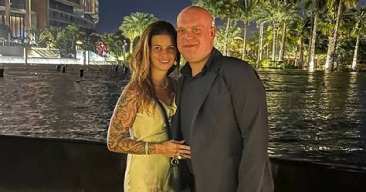 How Old Is Michael Van Gerwen Wife? Net Worth Revealed