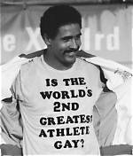 Is Carl Lewis Gay? Details on the Sexuality of the Athlete