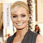 Jaime Pressly Bio, Wiki, Age, Height, Partner, Movies, Mom, and Net Worth ·