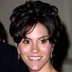 Jami Gertz Bio, Net Worth, Age, Measurements, Husband, Family