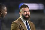 Jason Kelce's Daughter Steals the Show with a Heartwarming Moment Toward Travis
