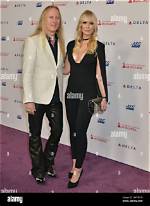 Jerry Cantrell's Wife: Who Is She? | All the Details