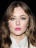 Katharine Isabelle (Movie Actress) - Age, Birthday, Bio, Facts, Family, Net Worth, Height & More |