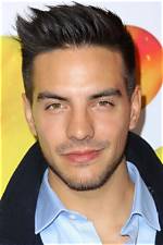 Moxvlog | Vadhir Derbez - Age, Family, Bio