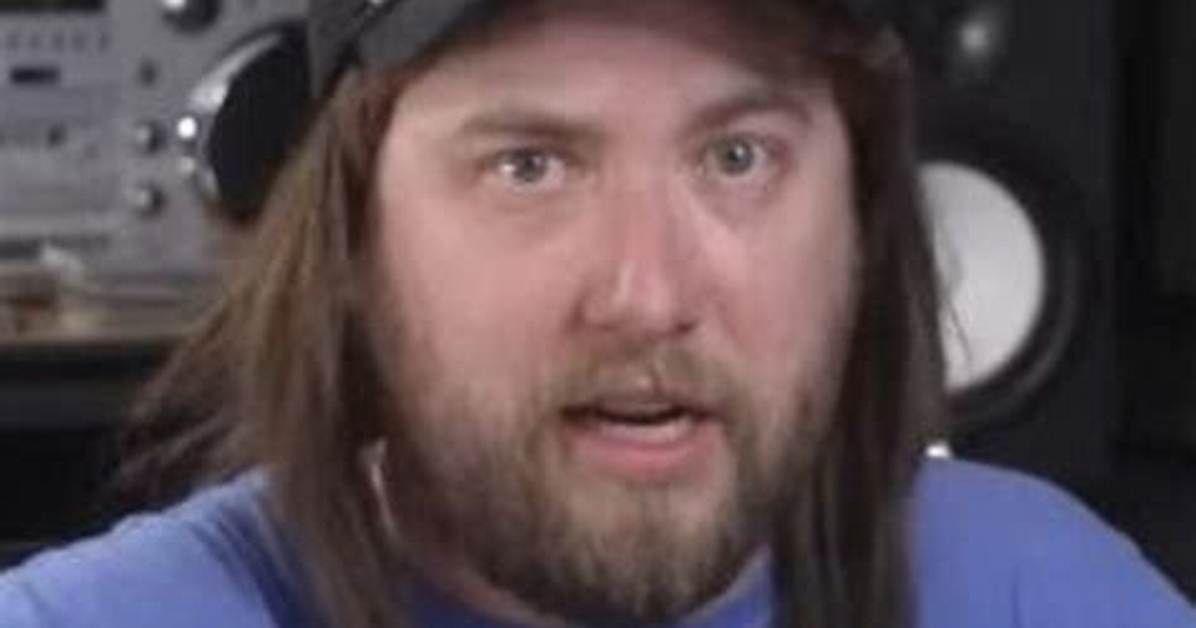 Ozzy Man Reviews – Australian Youtuber, Social Media Influencer | Wiki, Age, Height, Net Worth, Relationship, Ethnicity, Career
