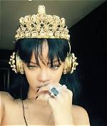 Rihanna Sells out $9000 Dolce & Gabanna Headphones