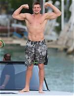 Rob Gronkowski's Height and Weight Unraveled
