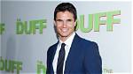 Robbie Amell's Height: Standing Tall in Hollywood