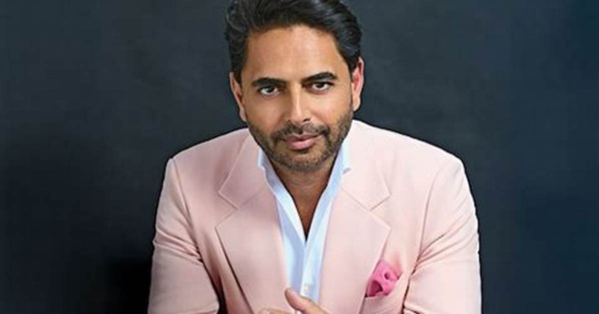 Rohan Oza Is About to Be a Businessman, and His Wife Gyar Ozar Helped Him Get There
