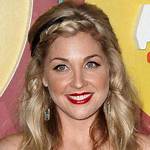 Sunny Sweeney Net Worth 2024 ·