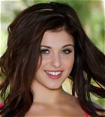 The Resilience of Leah Gotti, Wife of a Notorious Criminal
