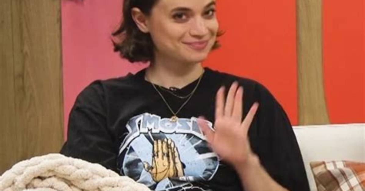 The Ultimate Guide to Angela Smosh: Biography, Career, and Impact on the Internet