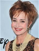 Unveiling Annie Potts' Net Worth: a Journey Through Her Career
