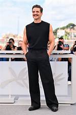 Unveiling Pedro Pascal's Height: Discoveries and Insights