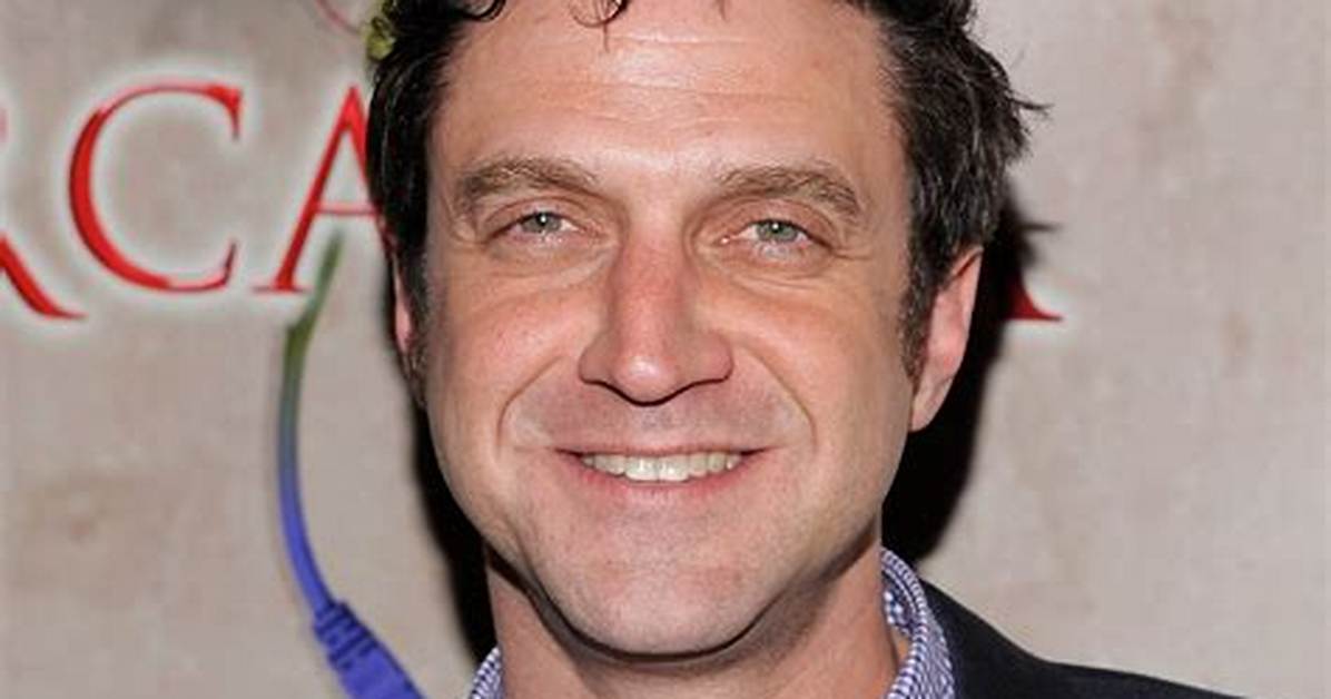 Unveiling Raul Esparza's Height: Insights and Surprising Revelations