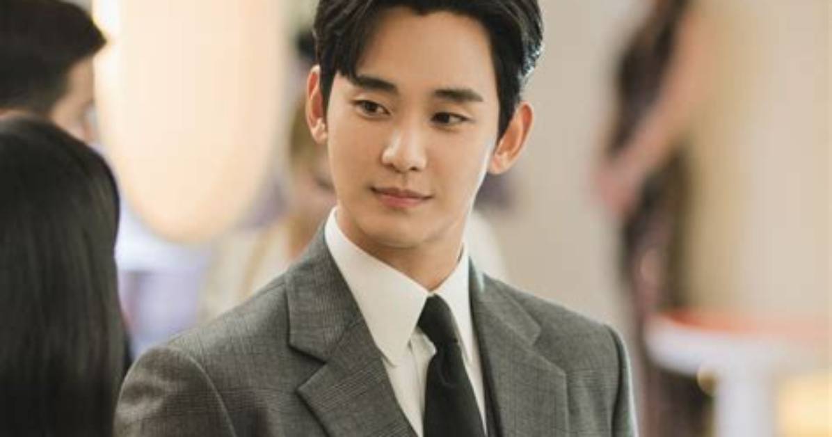 Unveiling the Enigmatic Duo: Kim Soo Hyun and Iu