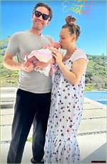 Unveiling the Mystery: Who Is Kaley Cuoco's Father?