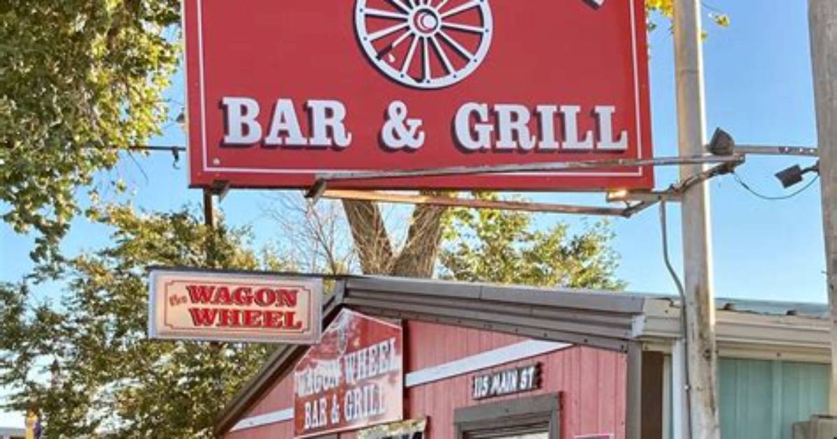 Wagon Wheel Bar: the Ultimate Destination for Food and Fun
