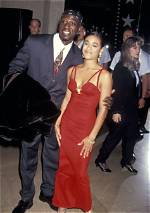 Wesley Snipes and Jada Pinkett Smith: a Dynamic Duo of Hollywood
