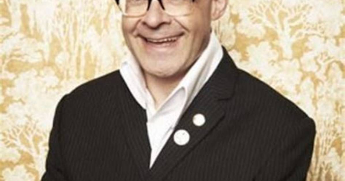 What Happened to Harry Hill Arm? Junior Bake off Presenter Shares About Accident That Led to Shoulder Injury