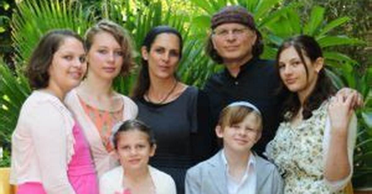 What Is Simcha Jacobovici's Religion, Is He Jewish?