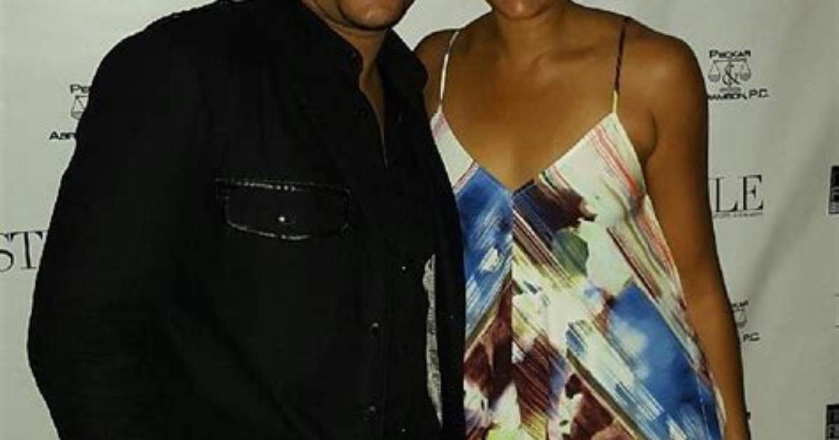 Who Is David Arnold's Wife, Julie Harkness? Details to Know