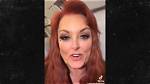 Wynonna Judd Seemingly Can't Stand on Her Own During Cma Performance,